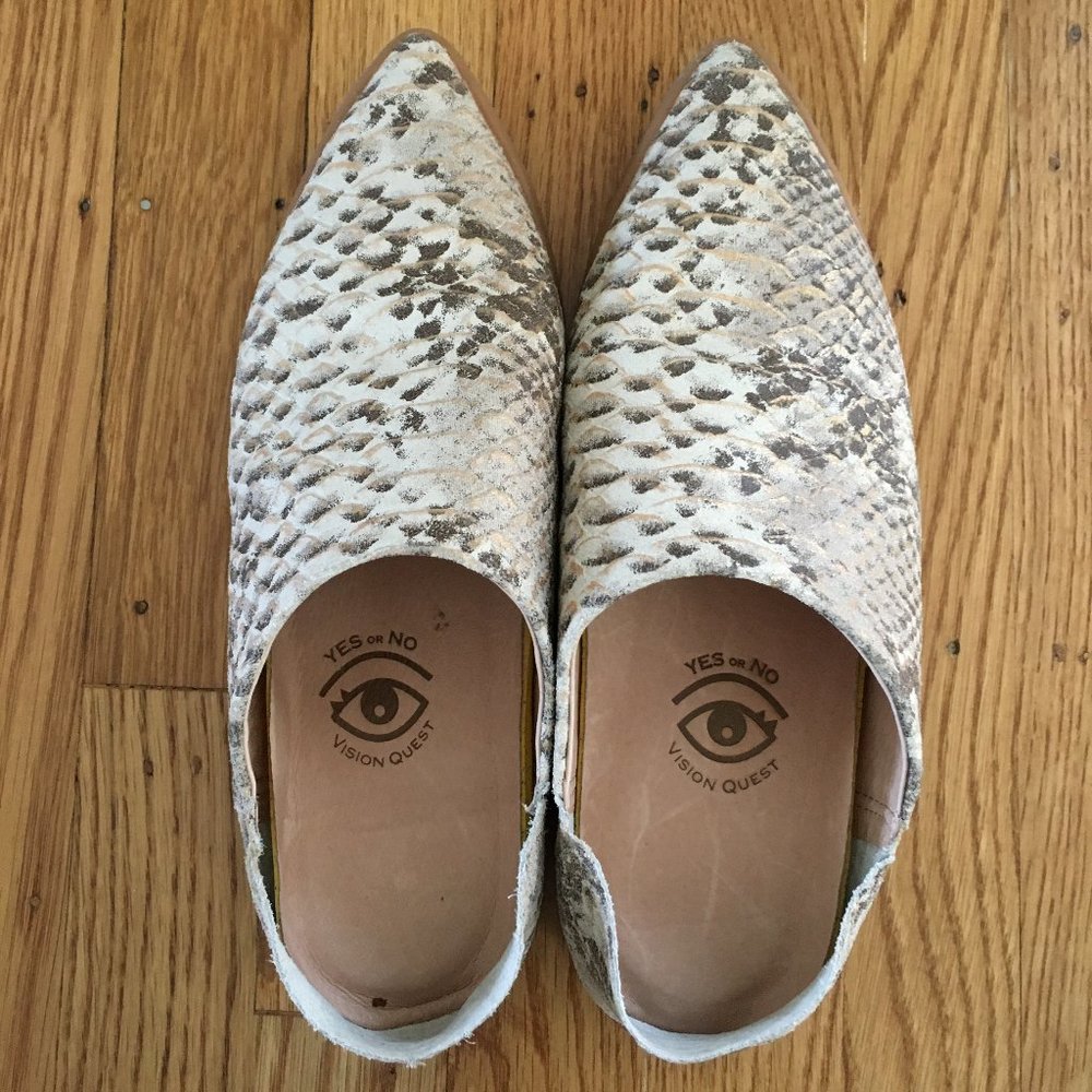 Vision Quest Gold Dust Convertible Loafers [Like New]